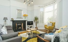 House For Families Or Groups Near Cardiff City Centre